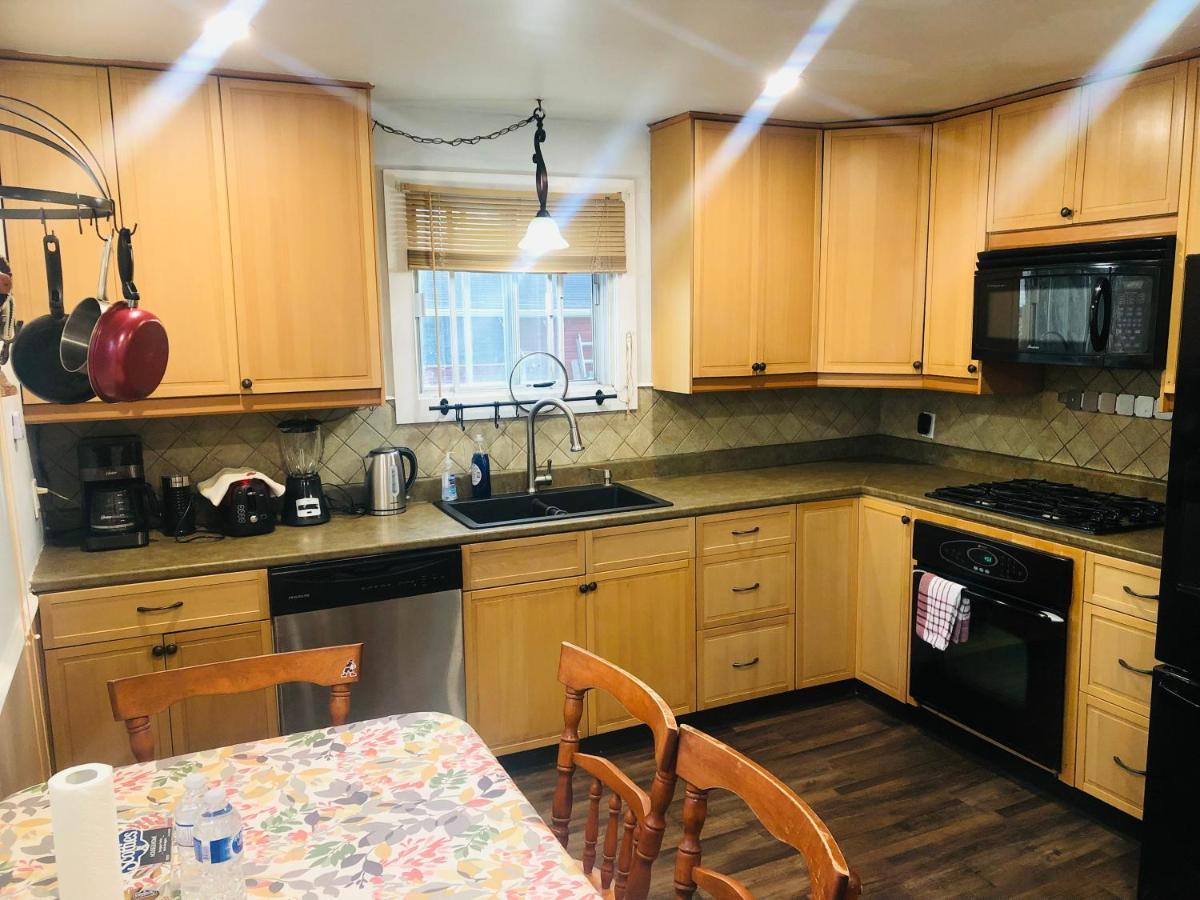 Entire Detached 3-Bedrooms Cute Home In Cornwall Area Eksteriør bilde